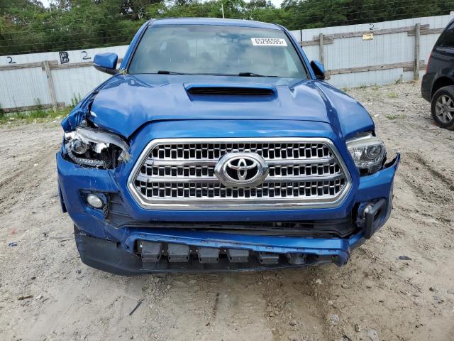  TOYOTA TACOMA 2017 Granatowy