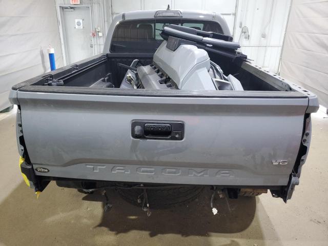  TOYOTA TACOMA 2019 Srebrny