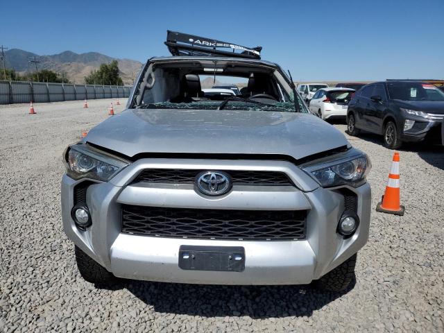  TOYOTA 4RUNNER 2015 Srebrny