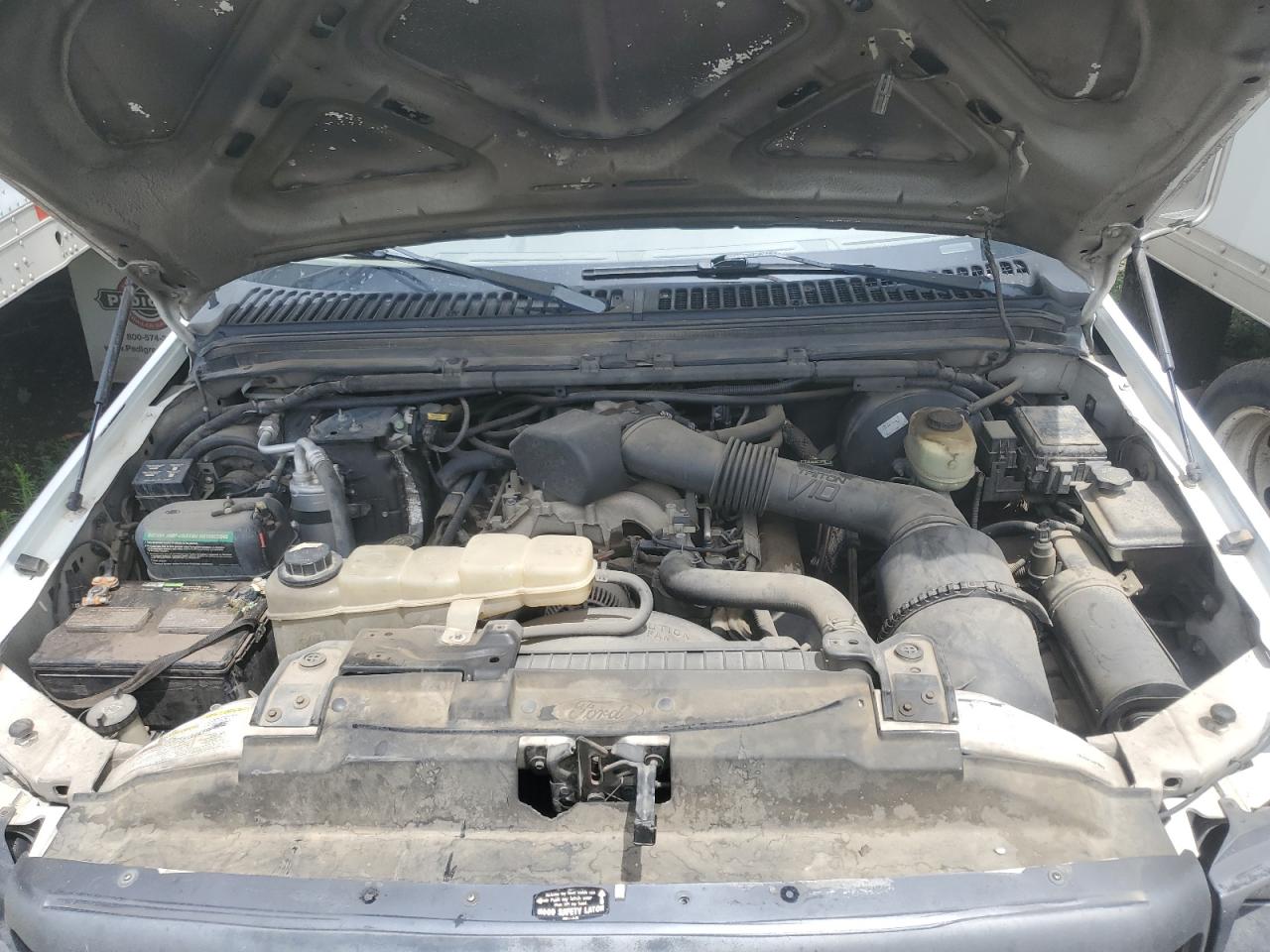 1999 Ford F350 Super Duty VIN: 1FDWF36S6XEE32135 Lot: 64213015