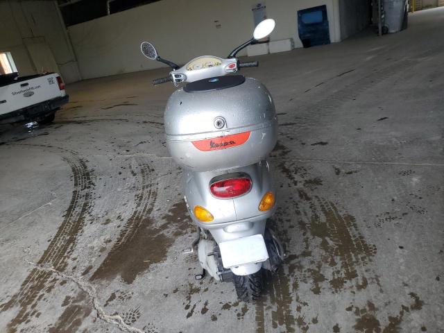2001 VESPA M198F   