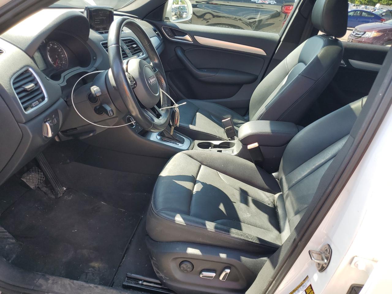 2016 Audi Q3 Premium Plus VIN: WA1BFCFS1GR015592 Lot: 63296805