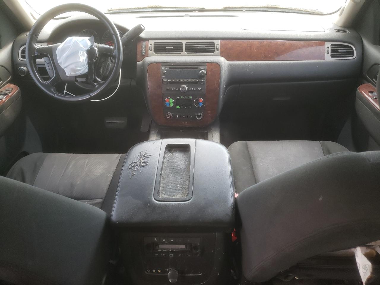 2010 Chevrolet Suburban C1500 Ls VIN: 1GNUCHE04AR178465 Lot: 63247075
