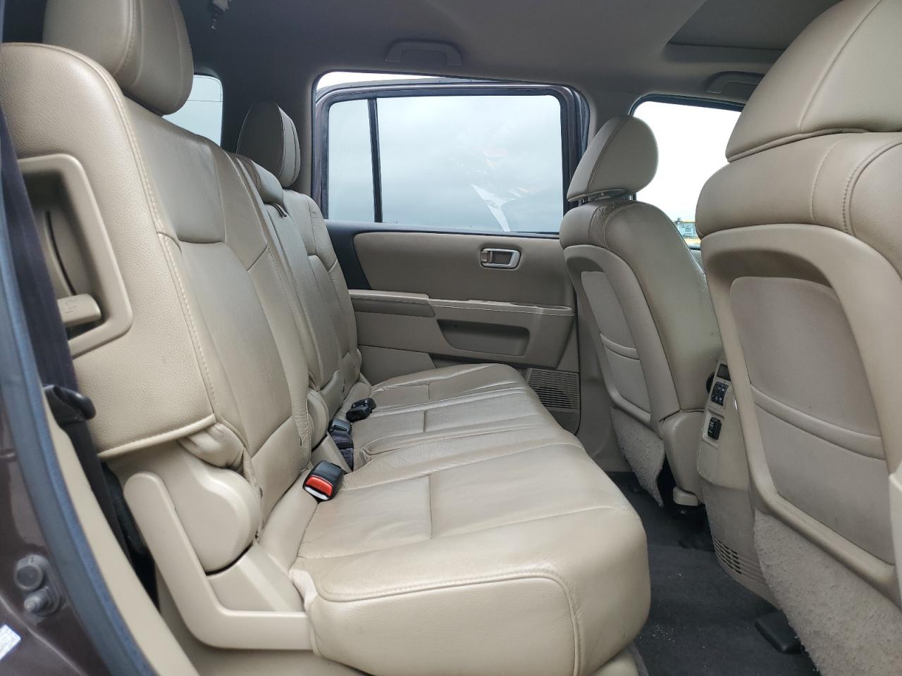 2012 Honda Pilot Exln VIN: 5FNYF4H71CB005627 Lot: 64117825