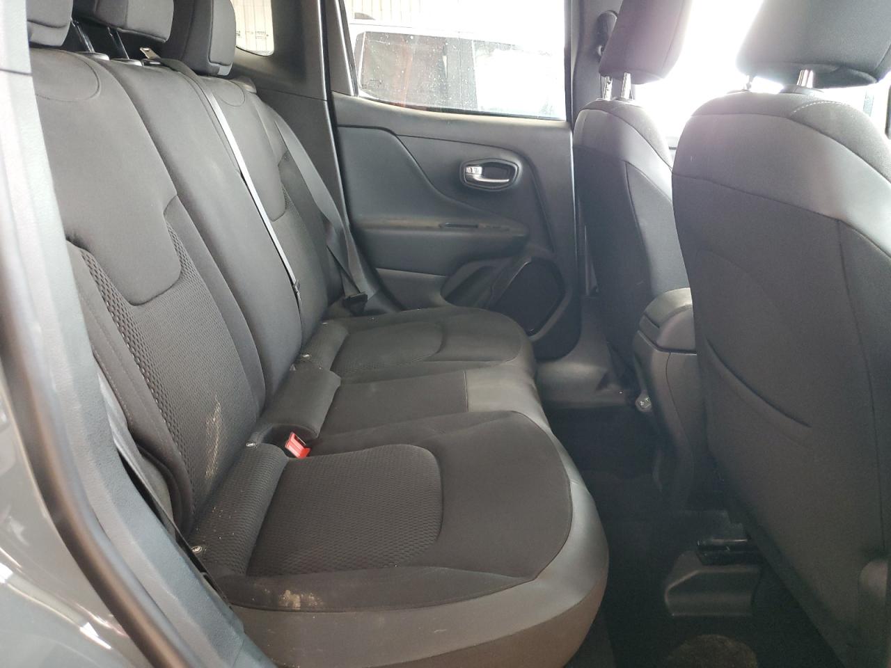 zaccjabb2jph17767 ZACCJABB2JPH17767 2018 Jeep Renegade Latitude