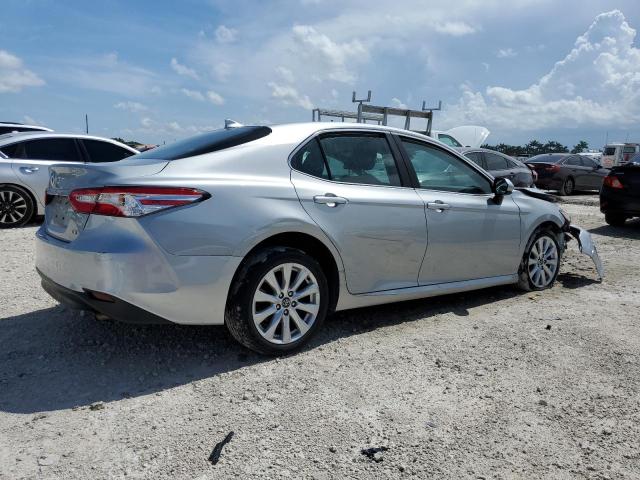  TOYOTA CAMRY 2020 Silver