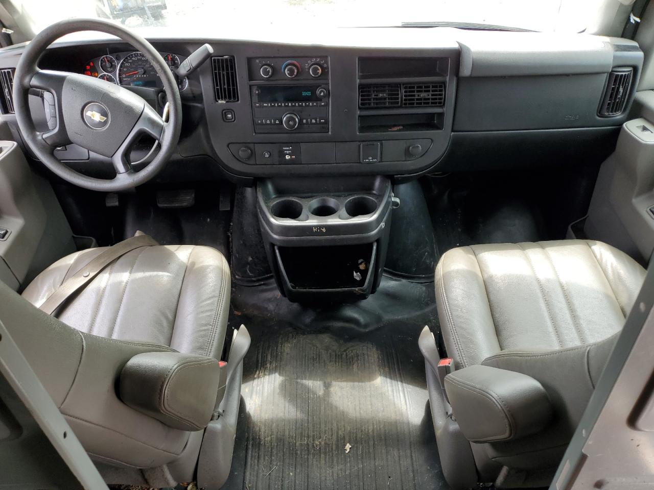 2016 Chevrolet Express G2500 VIN: 1GCWGAFF9G1125039 Lot: 65395345