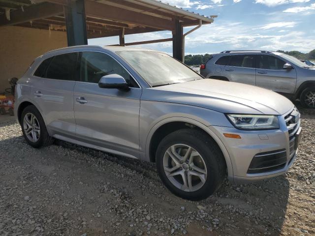  AUDI Q5 2018 Серебристый