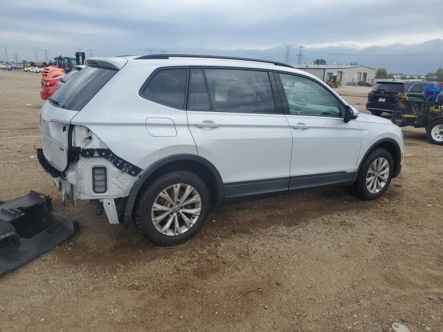  VOLKSWAGEN TIGUAN 2018 Серый