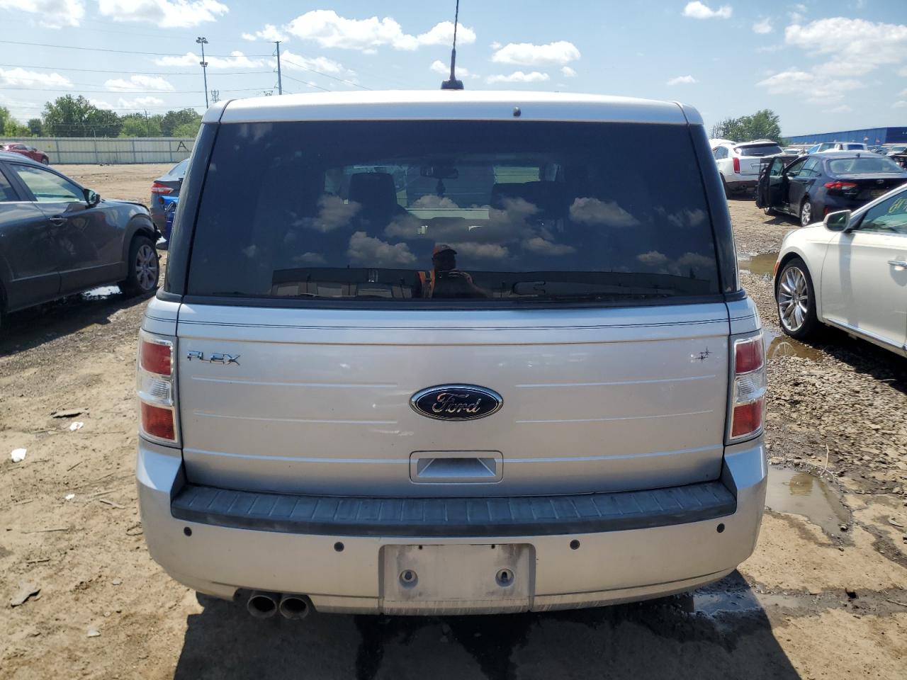2010 Ford Flex Se VIN: 2FMGK5BC4ABA98829 Lot: 64072025
