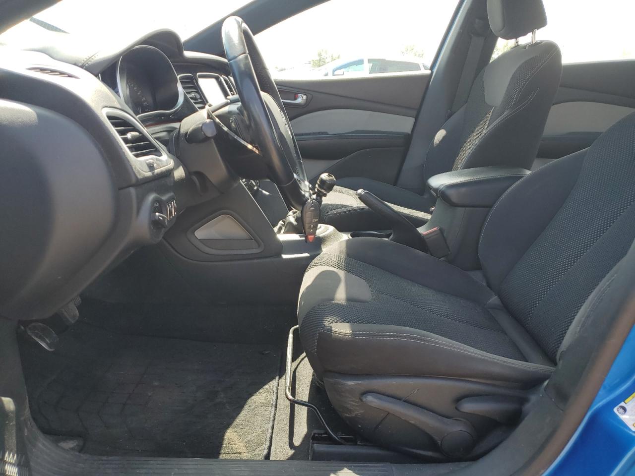 2015 Dodge Dart Sxt VIN: 1C3CDFBB6FD252411 Lot: 61436135