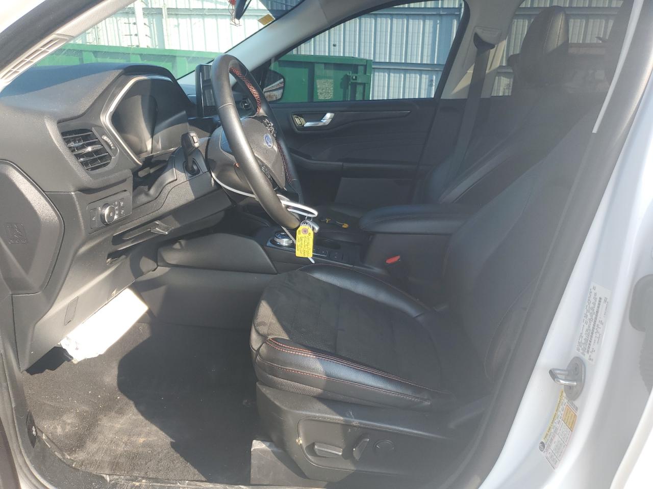 1FMCU9H94NUB63447 FORD ESCAPE 2022