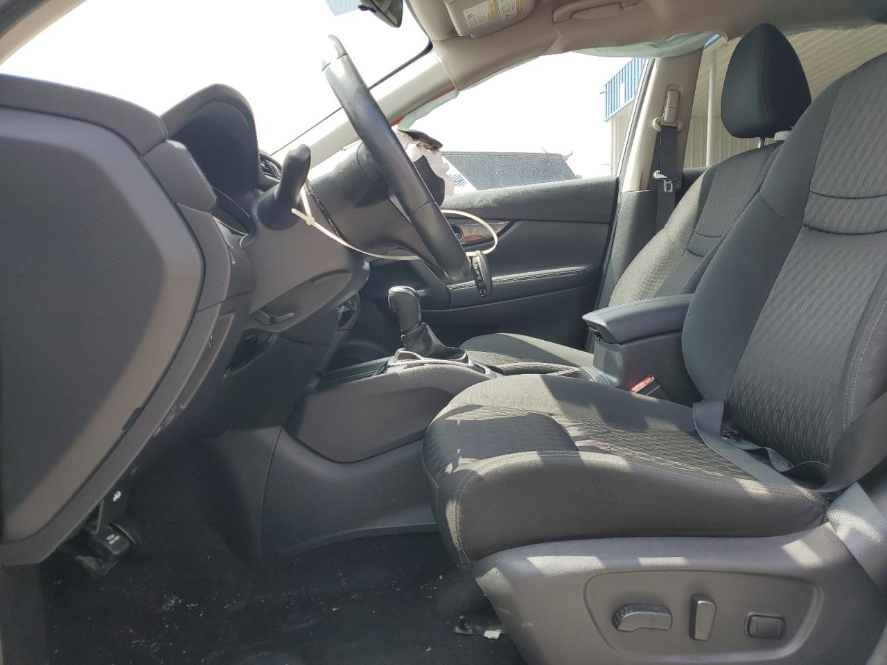 2018 Nissan Rogue S VIN: KNMAT2MV6JP554875 Lot: 65044825
