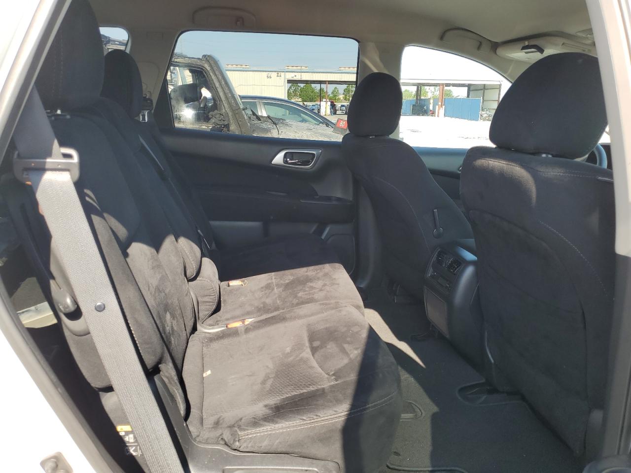 2015 Nissan Pathfinder S VIN: 5N1AR2MN7FC693339 Lot: 64952015