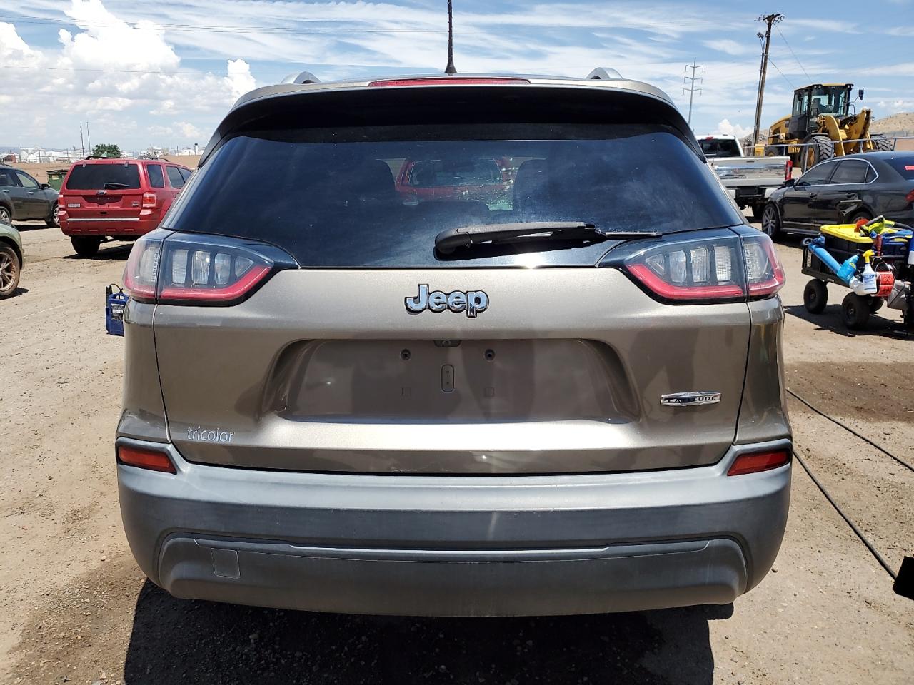 2019 Jeep Cherokee Latitude VIN: 1C4PJLCB6KD269917 Lot: 64075795