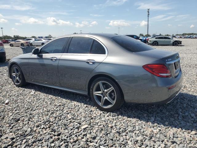  MERCEDES-BENZ E-CLASS 2018 Szary