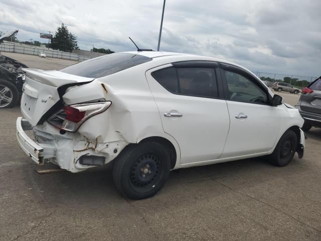  NISSAN VERSA 2019 Biały