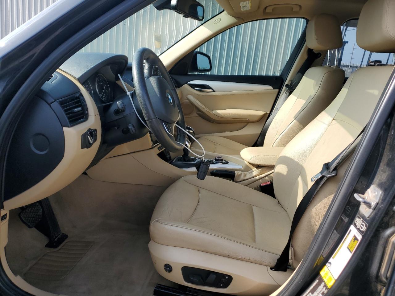 2015 BMW X1 Sdrive28I VIN: WBAVM1C57FVZ94064 Lot: 62999555