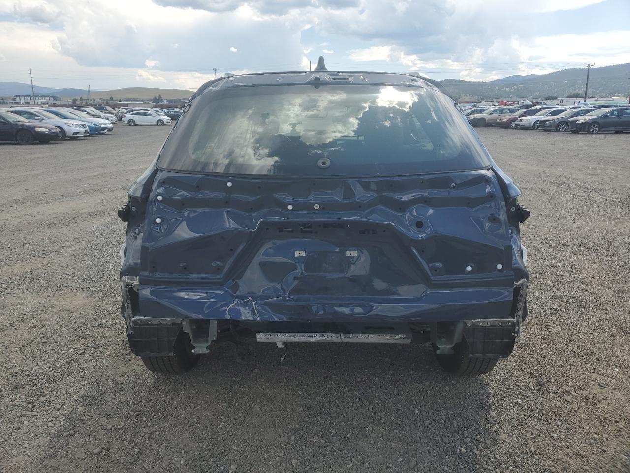 2025 Toyota Crown Signia Xle VIN: JTDACAAJ5S3008587 Lot: 64138385