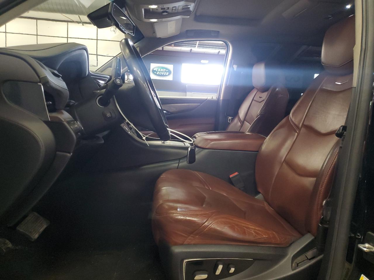 2015 Cadillac Escalade Esv Luxury VIN: 1GYS4SKJ4FR525527 Lot: 65398345
