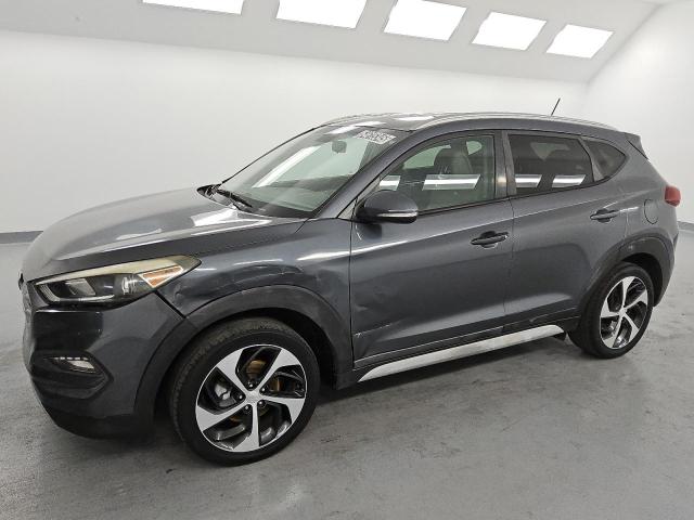  HYUNDAI TUCSON 2017 Szary