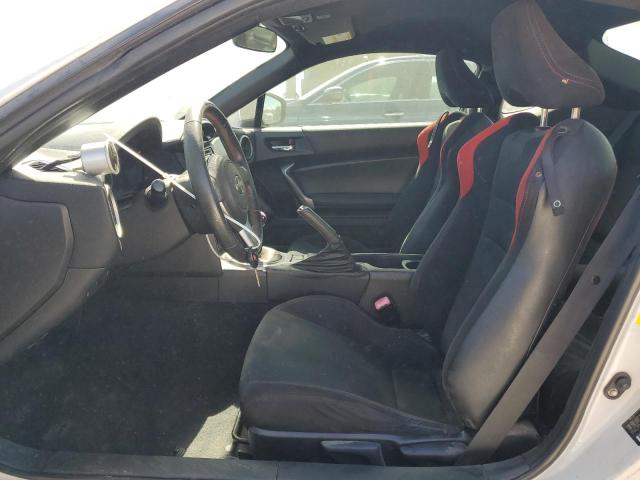  TOYOTA SCION 2013 Biały