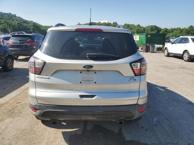  FORD ESCAPE 2018 Srebrny