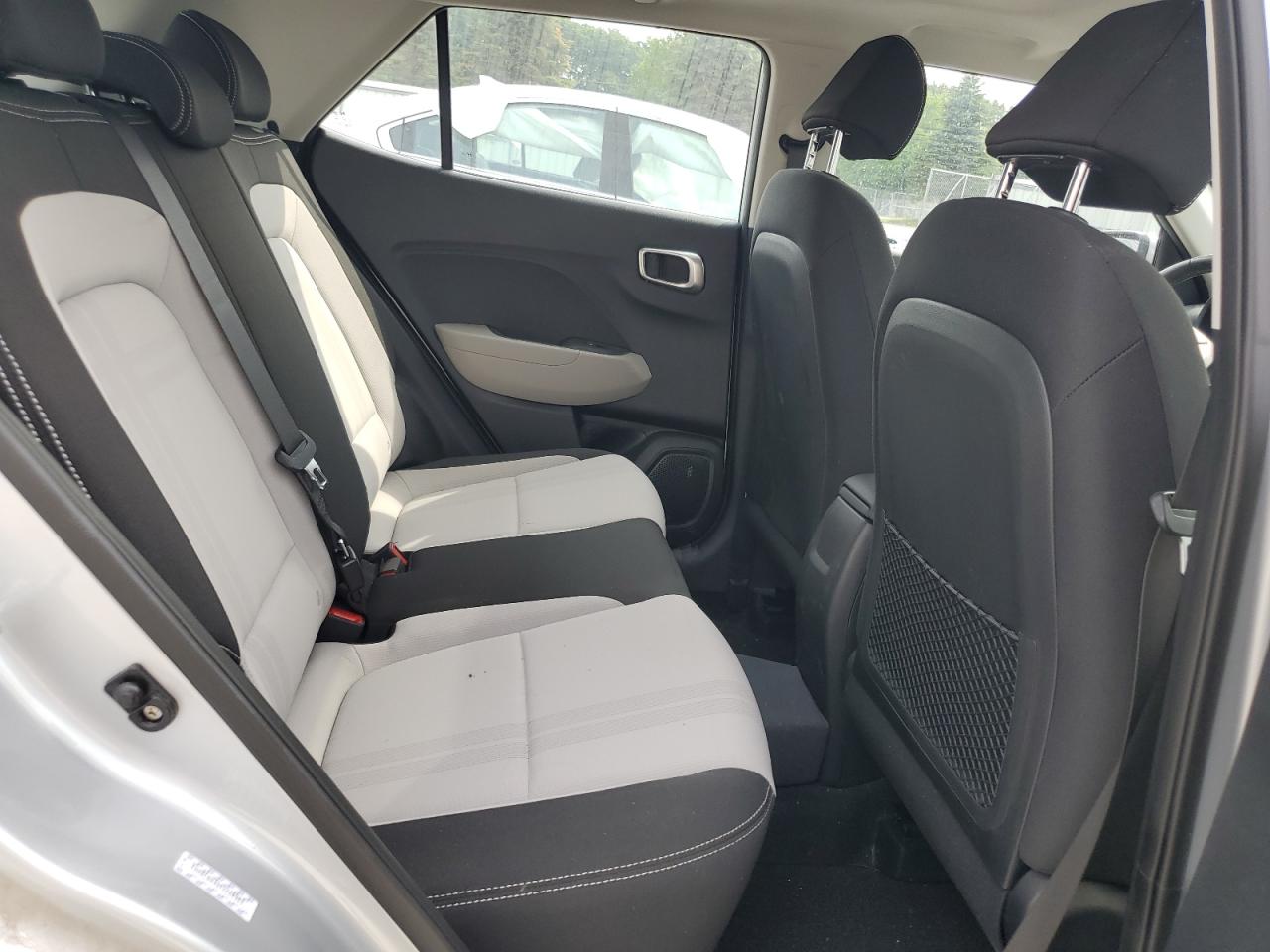 2023 Hyundai Venue Sel VIN: KMHRC8A35PU220903 Lot: 63643605