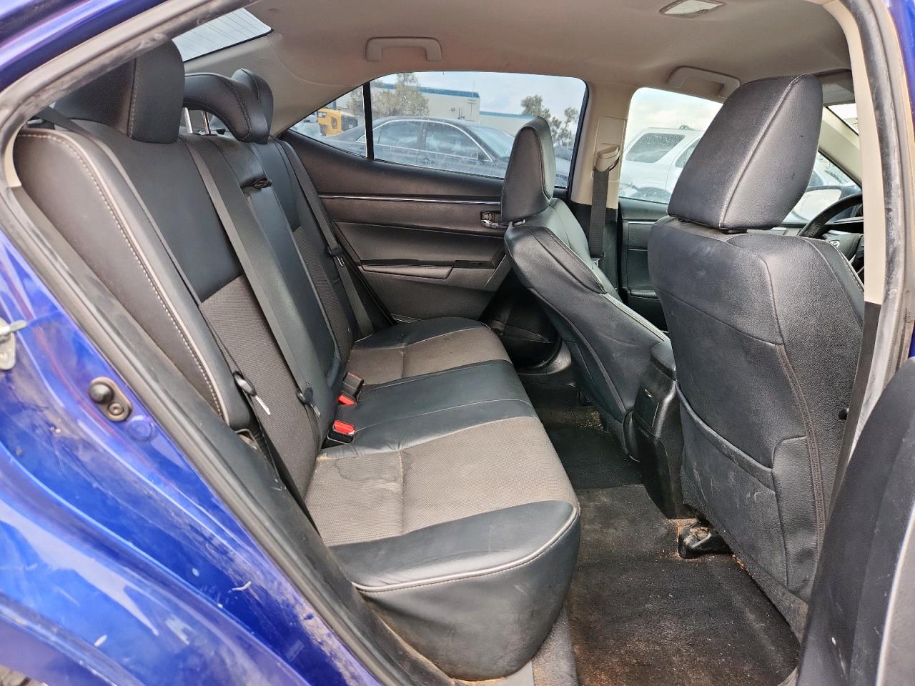 2015 Toyota Corolla L VIN: 5YFBURHE3FP235329 Lot: 63292215