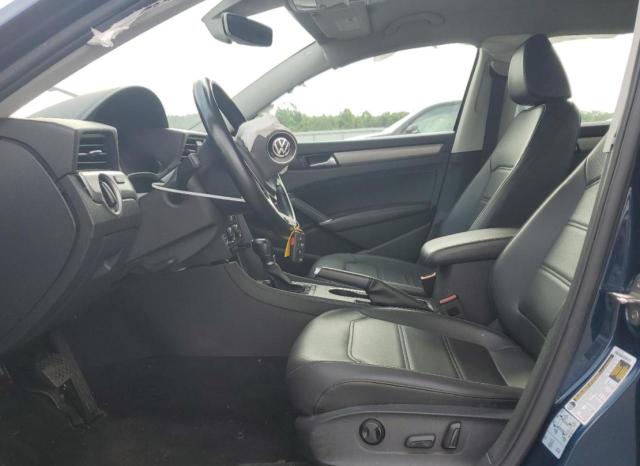  VOLKSWAGEN PASSAT 2020 Blue