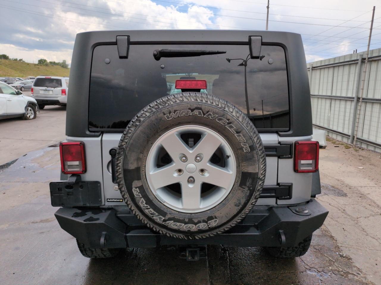 2013 Jeep Wrangler Unlimited Sport VIN: 1C4BJWDG4DL699864 Lot: 63803055