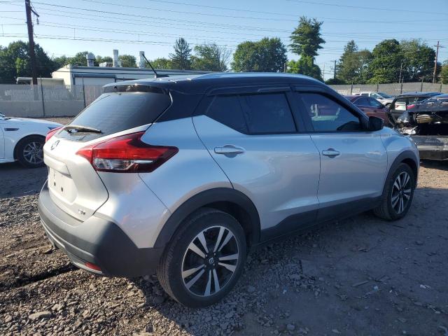  NISSAN KICKS 2019 Srebrny
