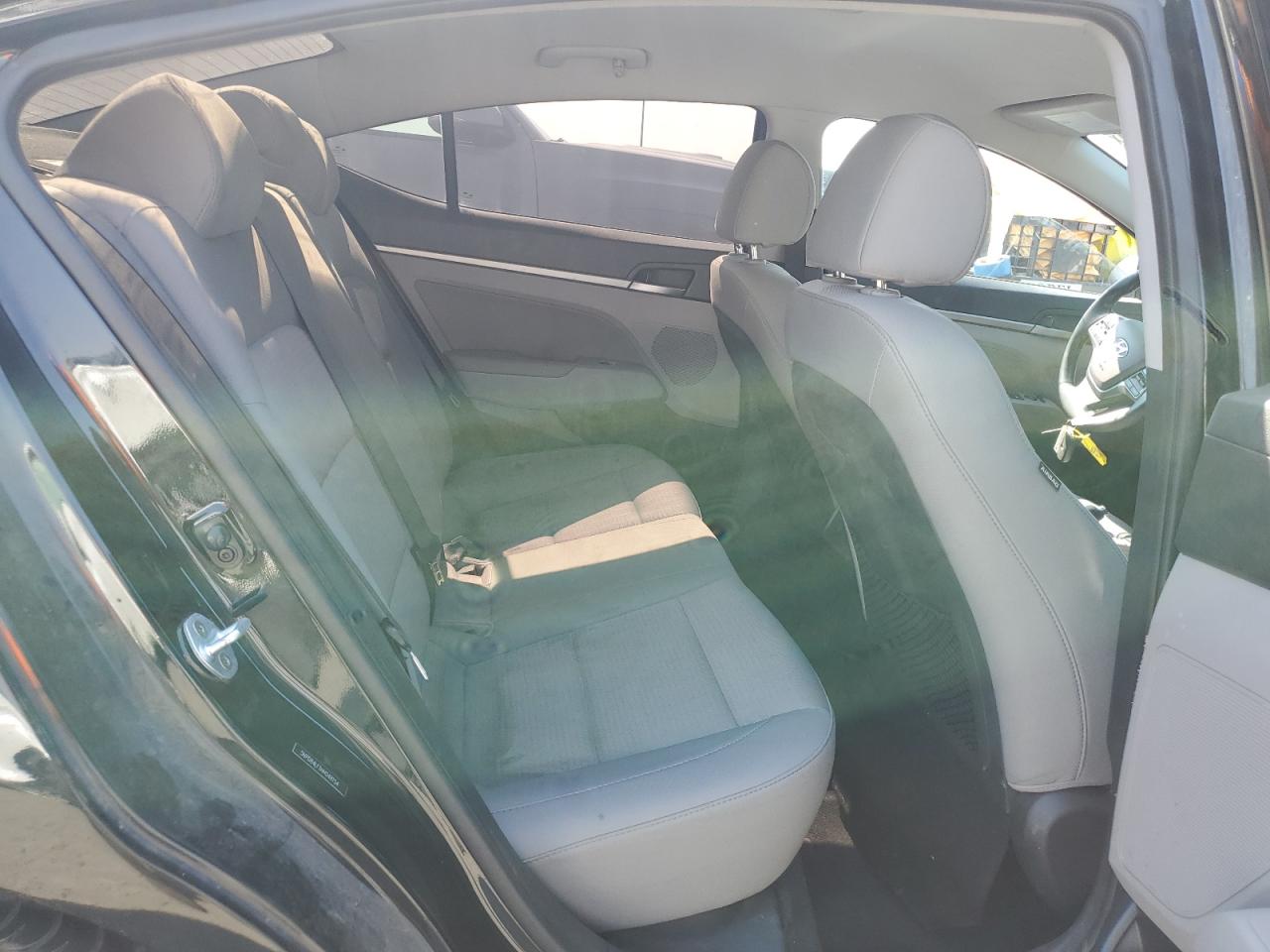 5NPD84LF1HH048154 2017 Hyundai Elantra Se