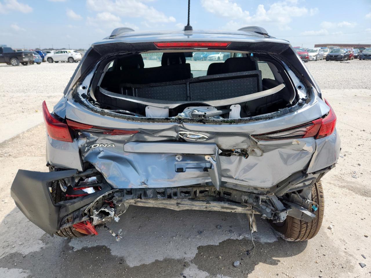 2021 Hyundai Kona Sel VIN: KM8K22AA4MU661076 Lot: 65018235