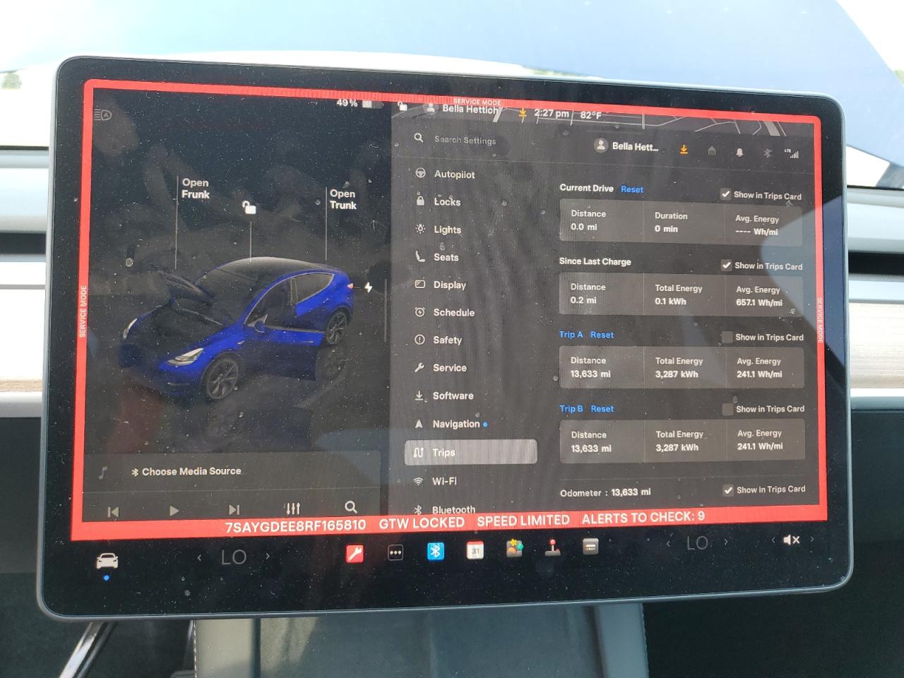 2024 Tesla Model Y VIN: 7SAYGDEE8RF165810 Lot: 66110225