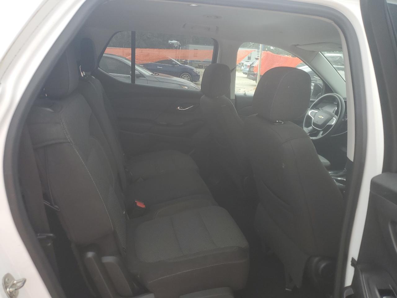 2018 Chevrolet Traverse Ls VIN: 1GNERFKW7JJ217709 Lot: 63332405