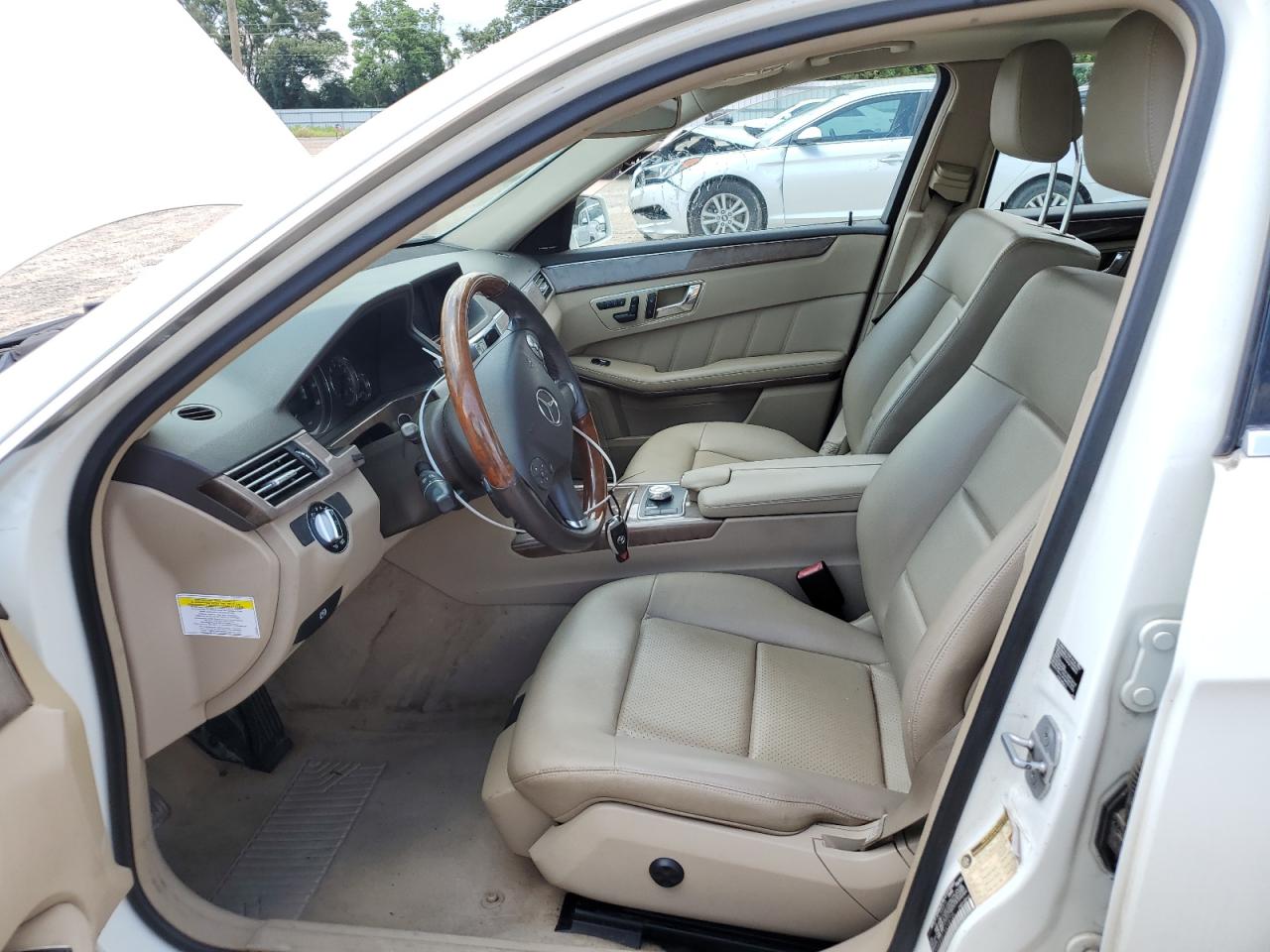 2010 Mercedes-Benz E 350 4Matic VIN: WDDHF8HB1AA098706 Lot: 62590855