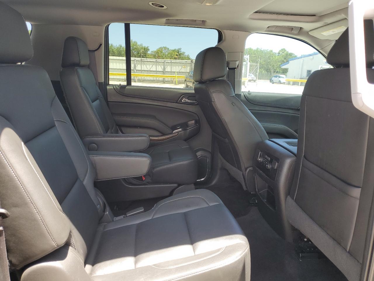 2017 Chevrolet Suburban C1500 Lt VIN: 1GNSCHKC3HR280176 Lot: 64605315
