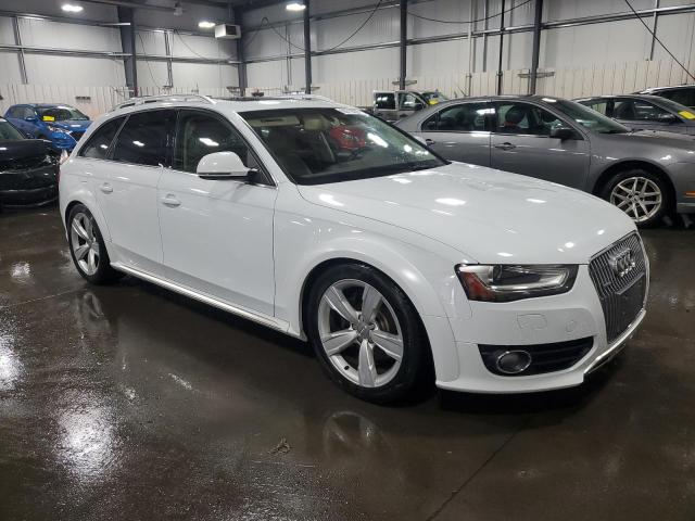  AUDI A4 2013 White