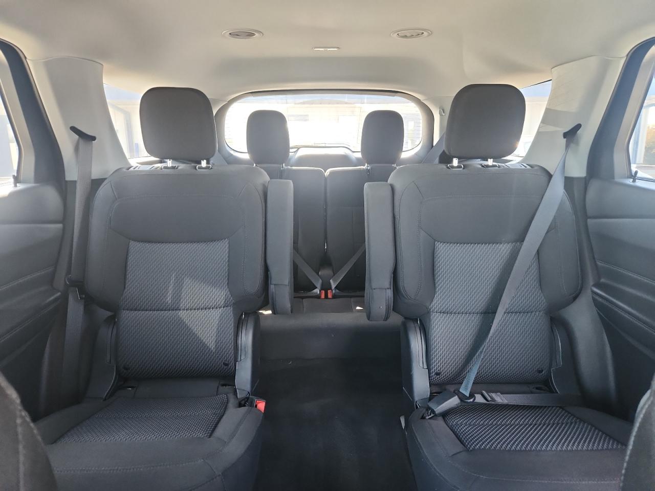 2023 Ford Explorer Xlt VIN: 1FMSK8DHXPGC01807 Lot: 63300005