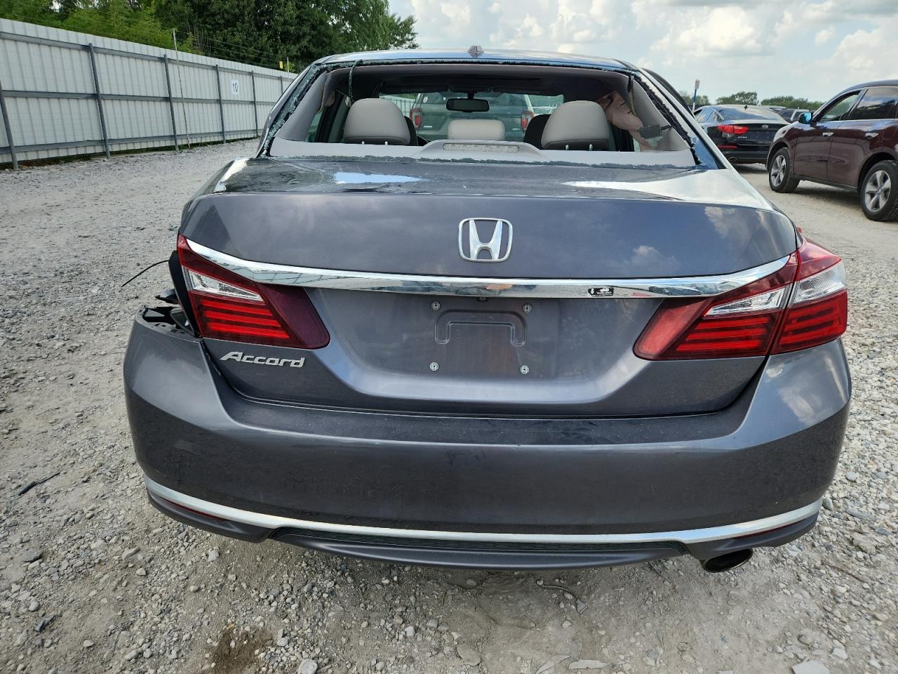 1HGCR2F84HA100640 HONDA ACCORD 2017