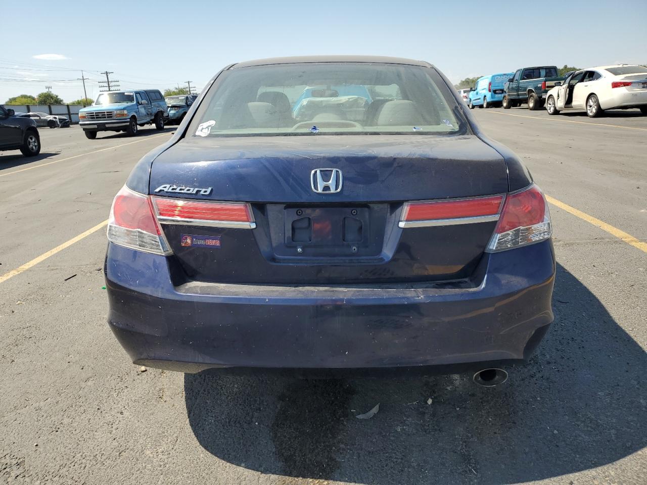 2011 Honda Accord Lx VIN: 1HGCP2F39BA070195 Lot: 66774415