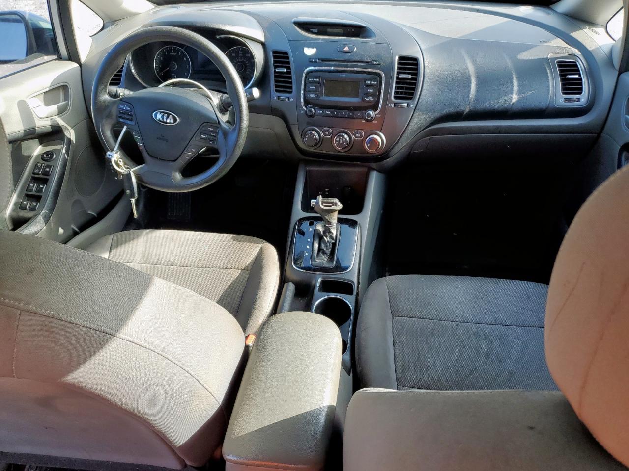 2018 Kia Forte Lx VIN: 3KPFK4A73JE218806 Lot: 64274145