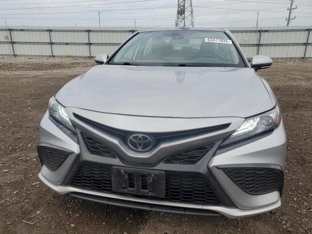  TOYOTA CAMRY 2023 Серебристый