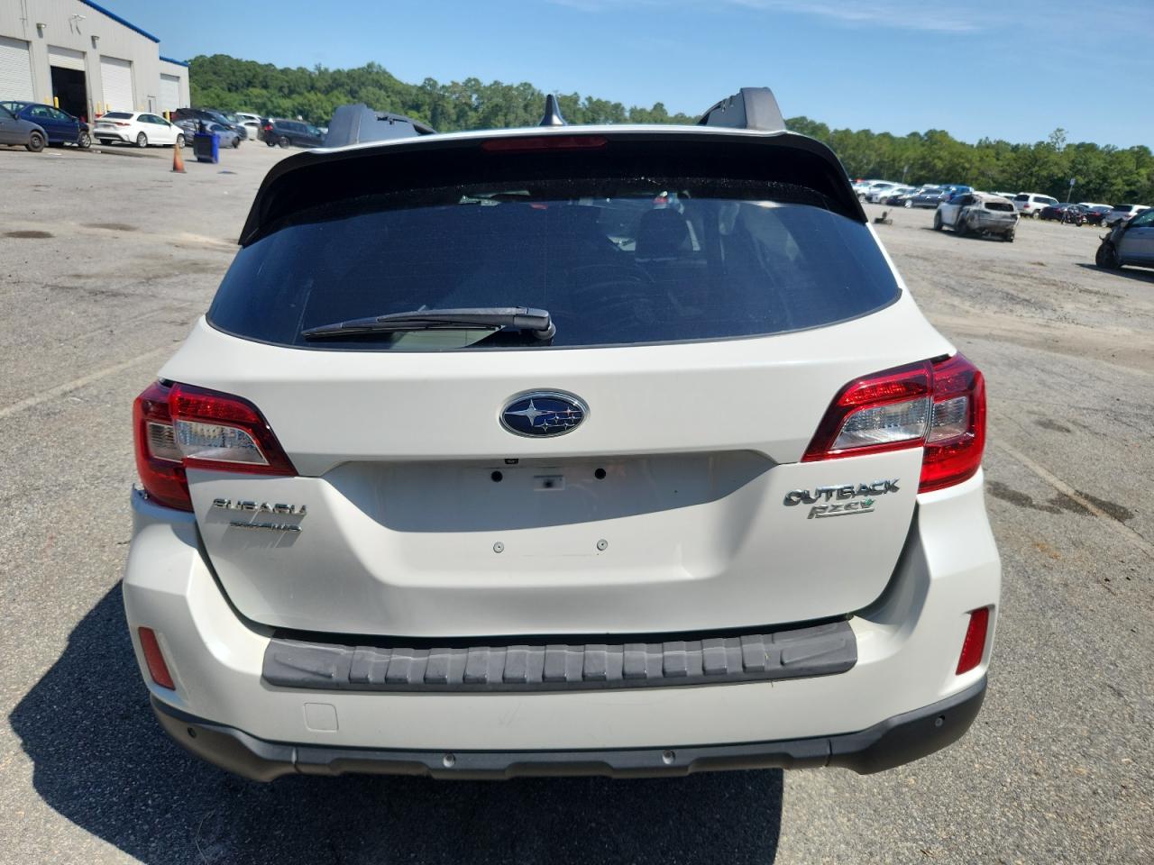 2017 Subaru Outback 2.5I Limited VIN: 4S4BSANC8H3236770 Lot: 64590215