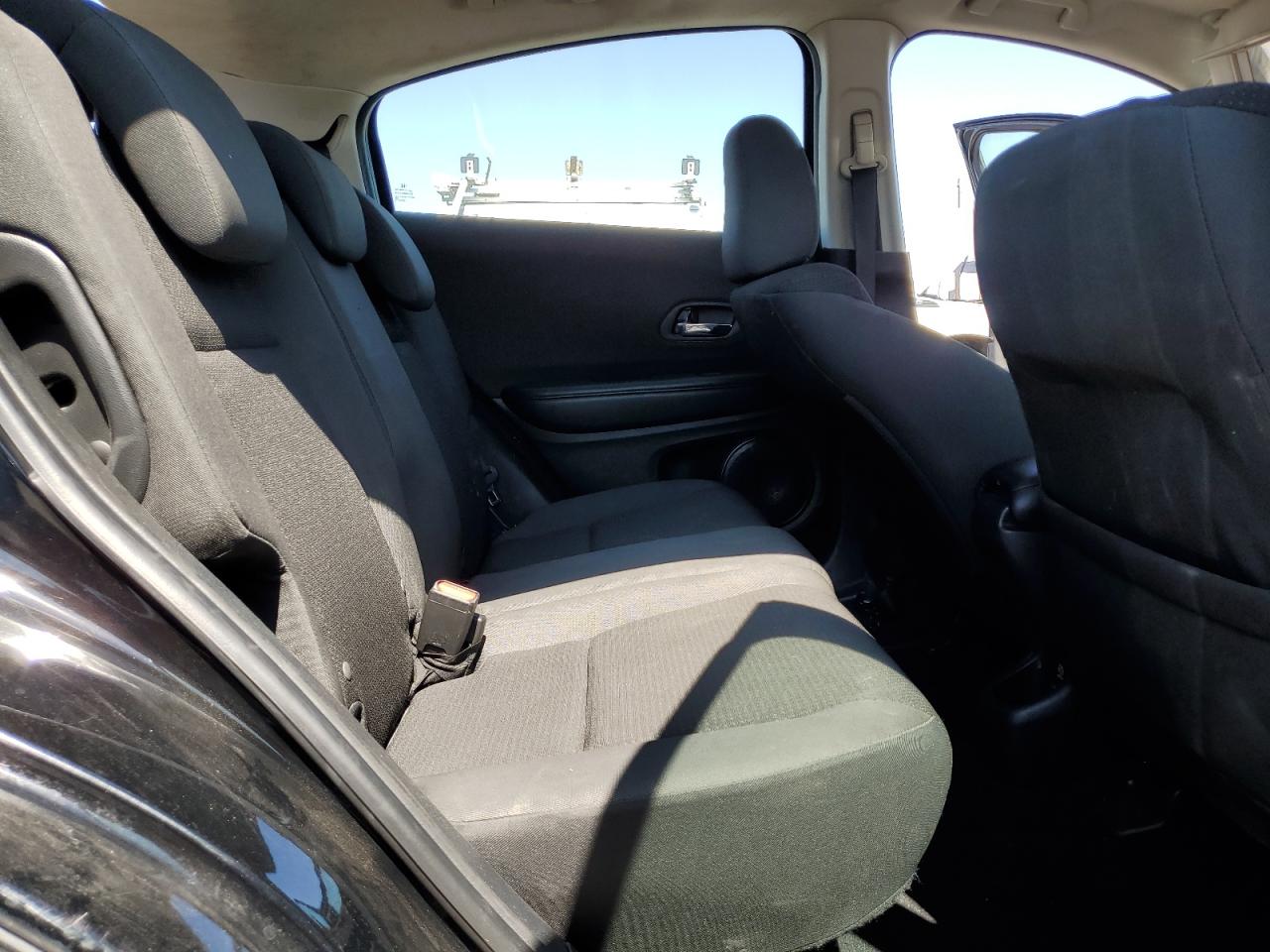 2020 Honda Hr-V Lx VIN: 3CZRU5H38LG700009 Lot: 66958445