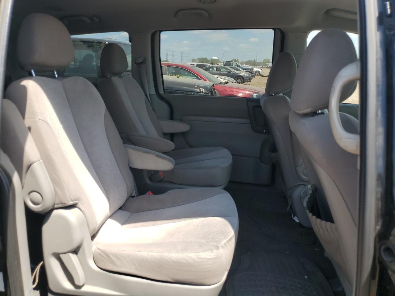 2012 Kia Sedona Lx VIN: KNDMG4C79C6415820 Lot: 65395395