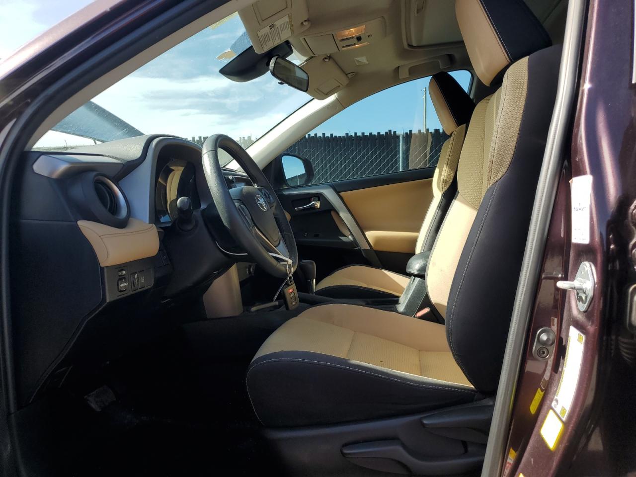 2017 Toyota Rav4 Xle VIN: 2T3WFREV5HW354105 Lot: 63197335