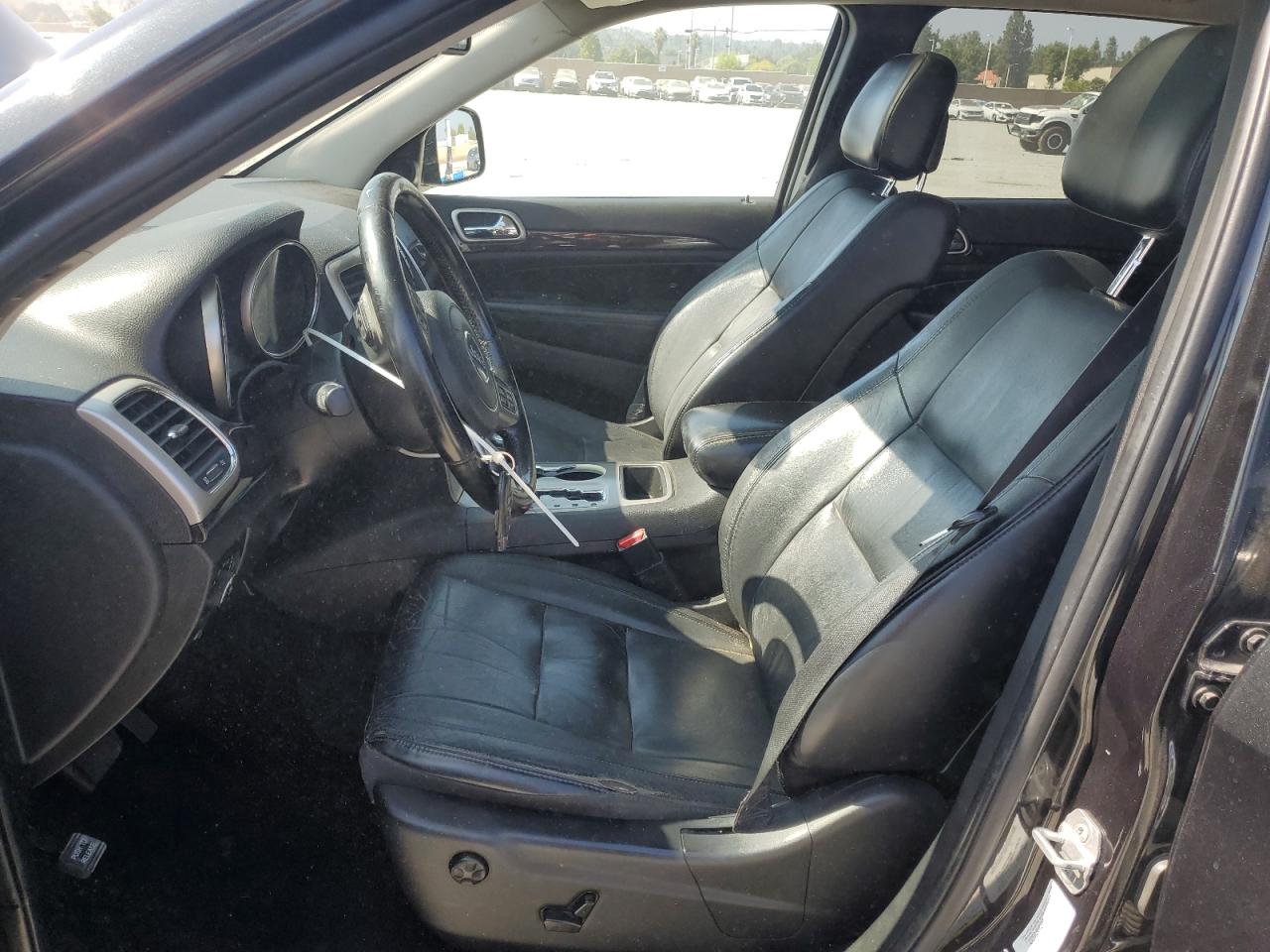 2012 Jeep Grand Cherokee Laredo VIN: 1C4RJEAG0CC235983 Lot: 65851705