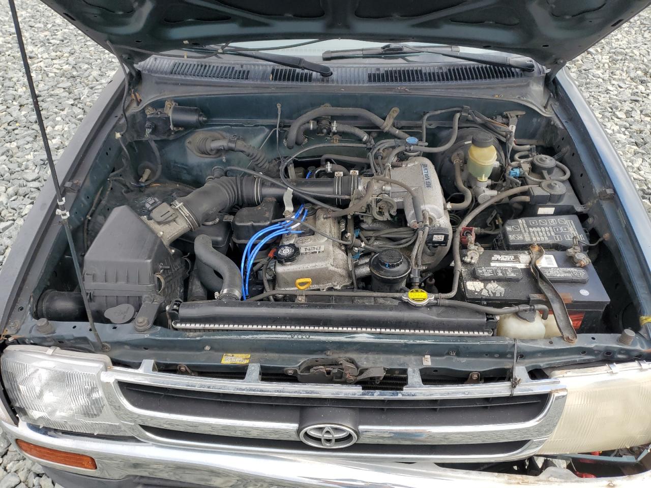 1998 Toyota Tacoma Xtracab VIN: 4TAVL52N7WZ070212 Lot: 64362475
